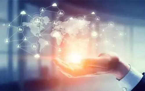 從百年前的流水線工廠到今日的互聯(lián)網(wǎng)數(shù)據(jù)服務(wù) 生產(chǎn)模式的演進與變革